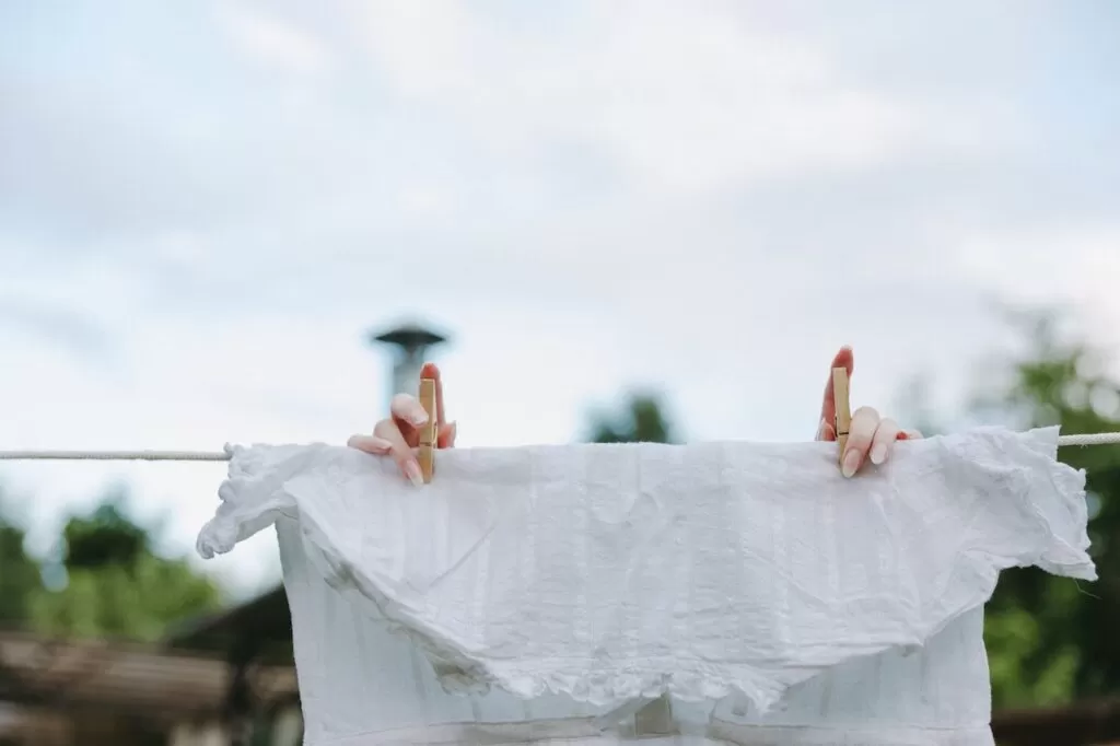 how to air dry clothes